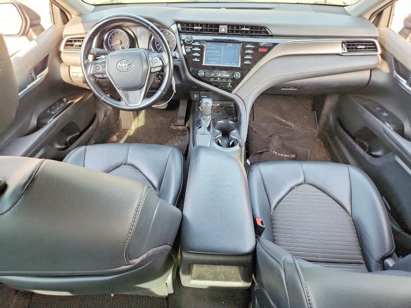 60799276 :رقم المزاد ، 4T1B11HK8KU238798 vin ، 2019 Toyota Camry مزاد بيع
