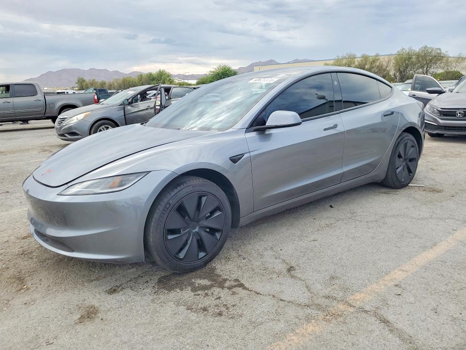 60626976 :رقم المزاد ، 5YJ3E1EA5SF889954 vin ، 2025 Tesla Model 3 مزاد بيع