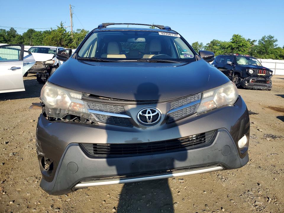 Продаж на аукціоні авто 2015 Toyota Rav4, vin: JTMDFREV8FD137326, номер лоту: 62266116