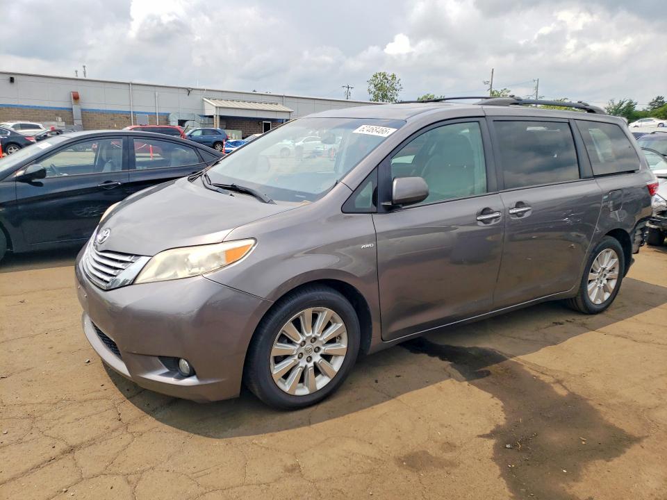 Auction sale of the 2016 Toyota Sienna, vin: 5TDDK3DC6GS143494, lot number: 62468466
