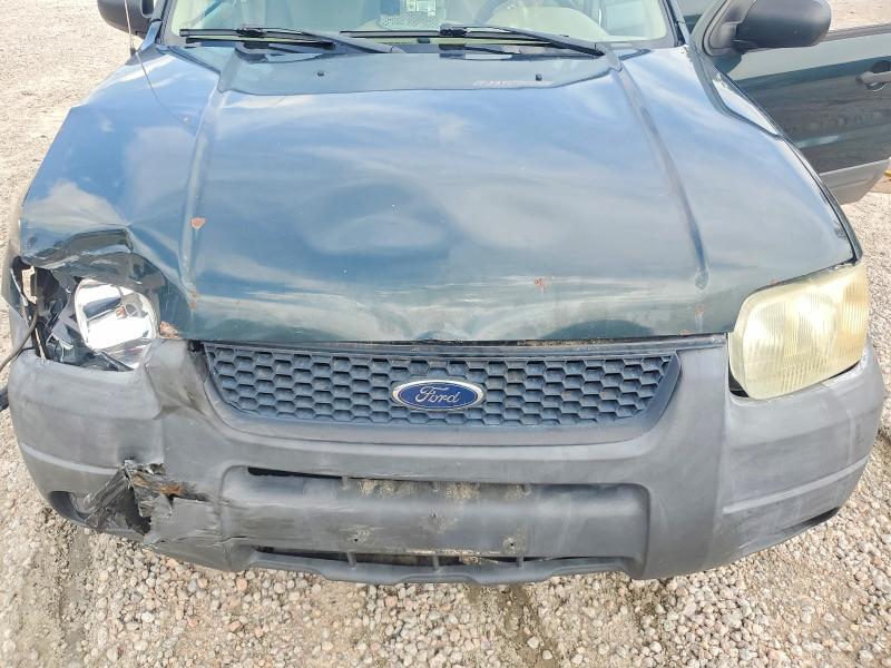 61758366 :رقم المزاد ، 1FMCU92174DA15276 vin ، 2004 Ford Escape مزاد بيع
