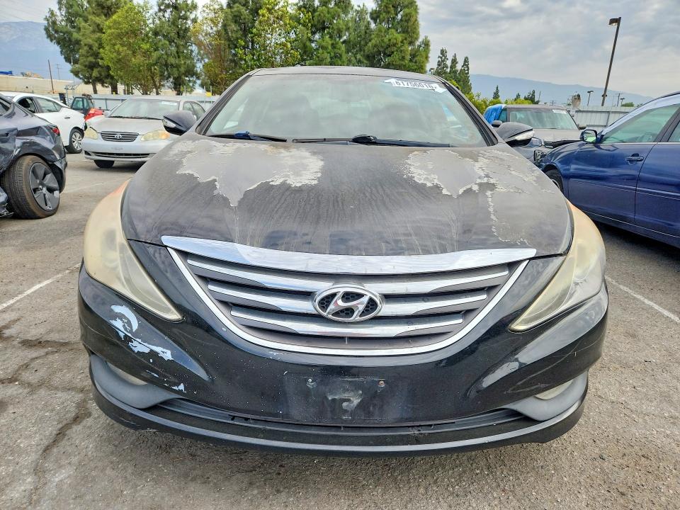 61756016 :رقم المزاد ، 5NPEC4ACXEH924985 vin ، 2014 Hyundai Sonata مزاد بيع
