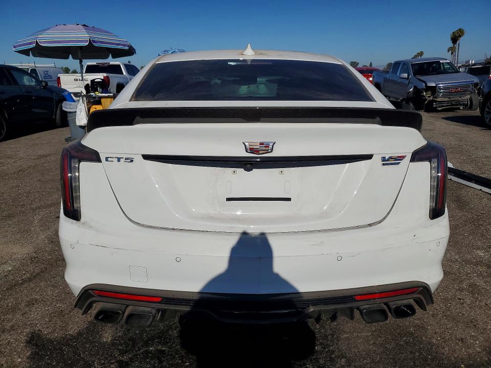 60610126 :رقم المزاد ، 1G6D35R66R0810309 vin ، 2024 Cadillac Ct5-v مزاد بيع