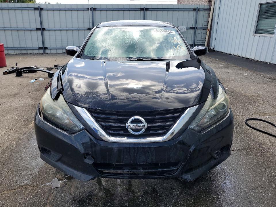 62230946 :رقم المزاد ، 1N4AL3AP0HC242392 vin ، 2017 Nissan Altima مزاد بيع