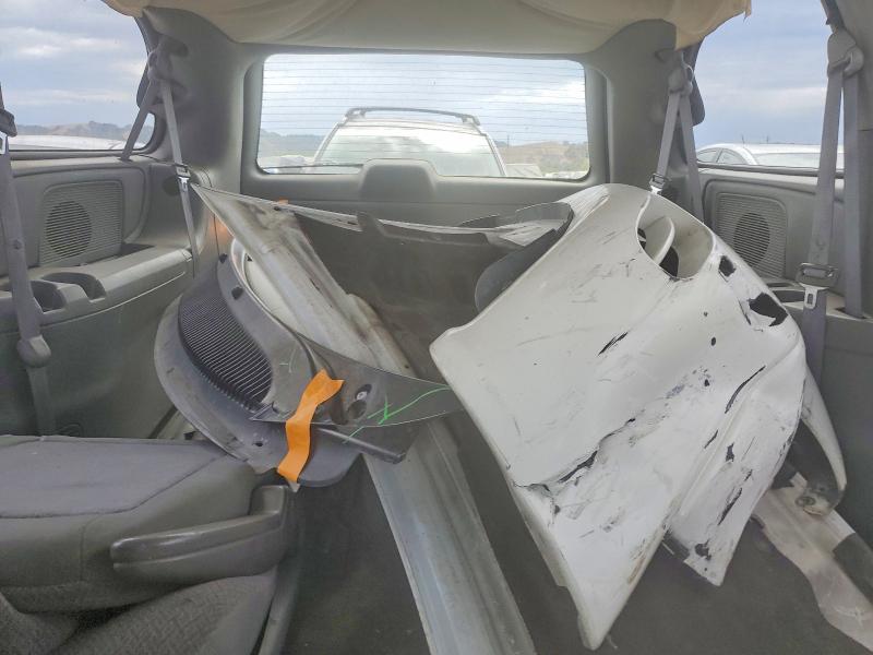 60476196 :رقم المزاد ، 2A4GP44R36R905903 vin ، 2006 Chrysler Town & Country مزاد بيع