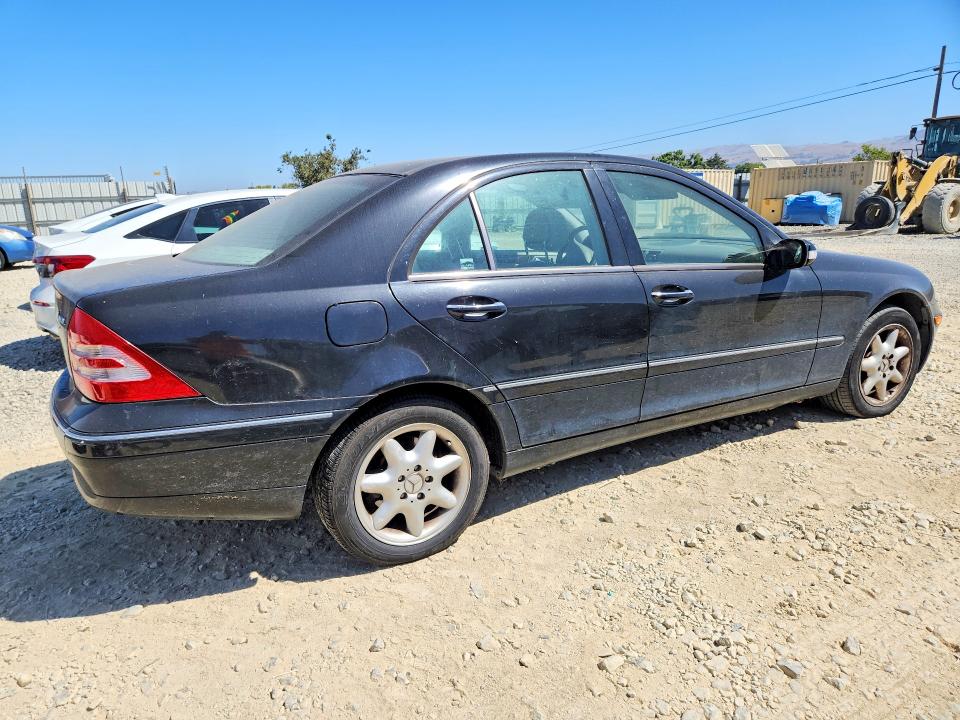 60444086 :رقم المزاد ، WDBRF84J53F438620 vin ، 2003 Mercedes-benz C مزاد بيع