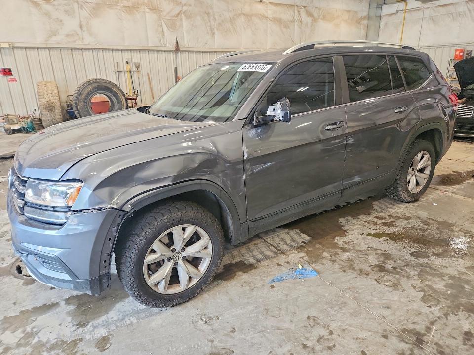62660876 :رقم المزاد ، 1V2BR2CA6JC512634 vin ، 2018 Volkswagen Atlas مزاد بيع