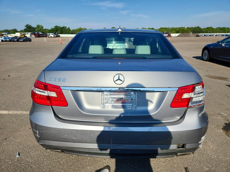 2012 Mercedes-benz E მანქანა იყიდება აუქციონზე, vin: WDDHF5KBXCA570489, აუქციონის ნომერი: 58160276