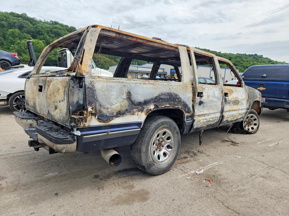 Продажа на аукционе авто 1995 Chevrolet Suburban, vin: 1GNFK16K5SJ322625, номер лота: 62610046