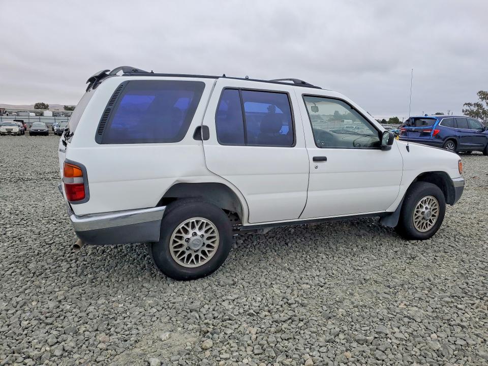 60134766 :رقم المزاد ، JN8AR05Y1XW324076 vin ، 1999 Nissan Pathfinder مزاد بيع