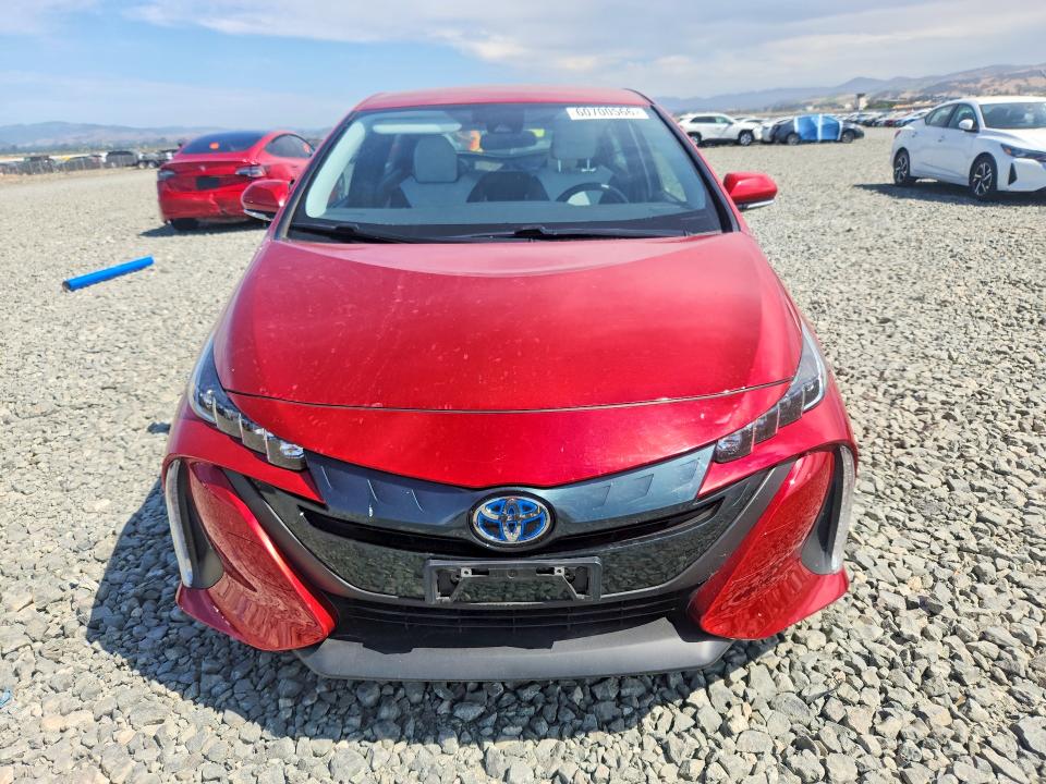 60700566 :رقم المزاد ، JTDKARFP1J3072470 vin ، 2018 Toyota Prius Prime مزاد بيع