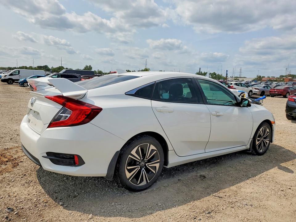 62218146 :رقم المزاد ، 19XFC1F3XGE000520 vin ، 2016 Honda Civic مزاد بيع