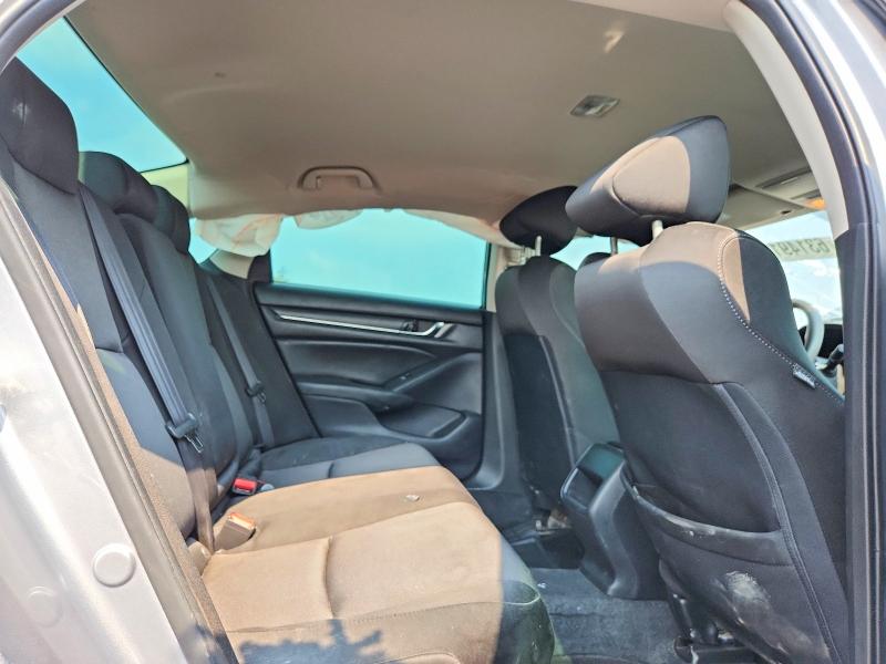 Продаж на аукціоні авто 2022 Honda Accord, vin: 1HGCV1F18NA074631, номер лоту: 63149106