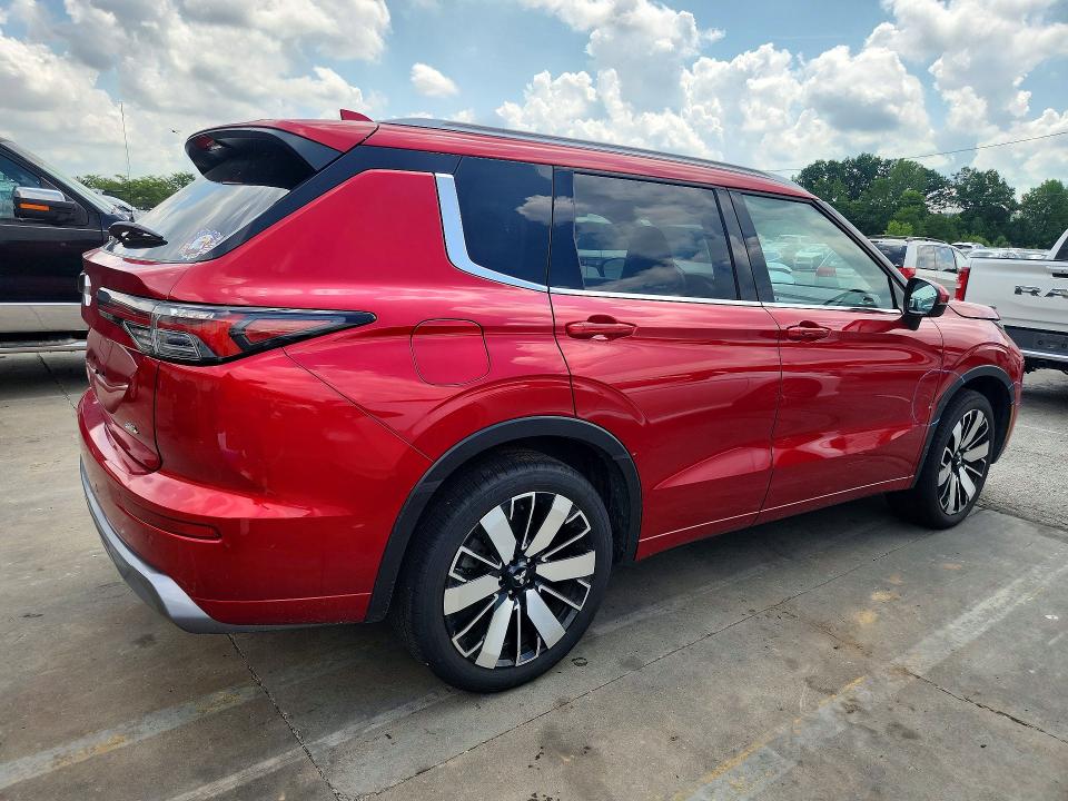 61397326 :رقم المزاد ، JA4J4WA81SZ037020 vin ، 2025 Mitsubishi Outlander مزاد بيع