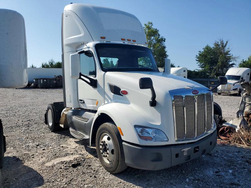 2018 Peterbilt 579 მანქანა იყიდება აუქციონზე, vin: 1XPBA48XXJD477560, აუქციონის ნომერი: 57899906