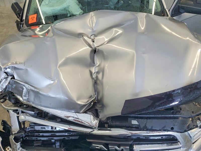 61136636 :رقم المزاد ، 1C6SRFBT4KN577426 vin ، 2019 Ram 1500 مزاد بيع