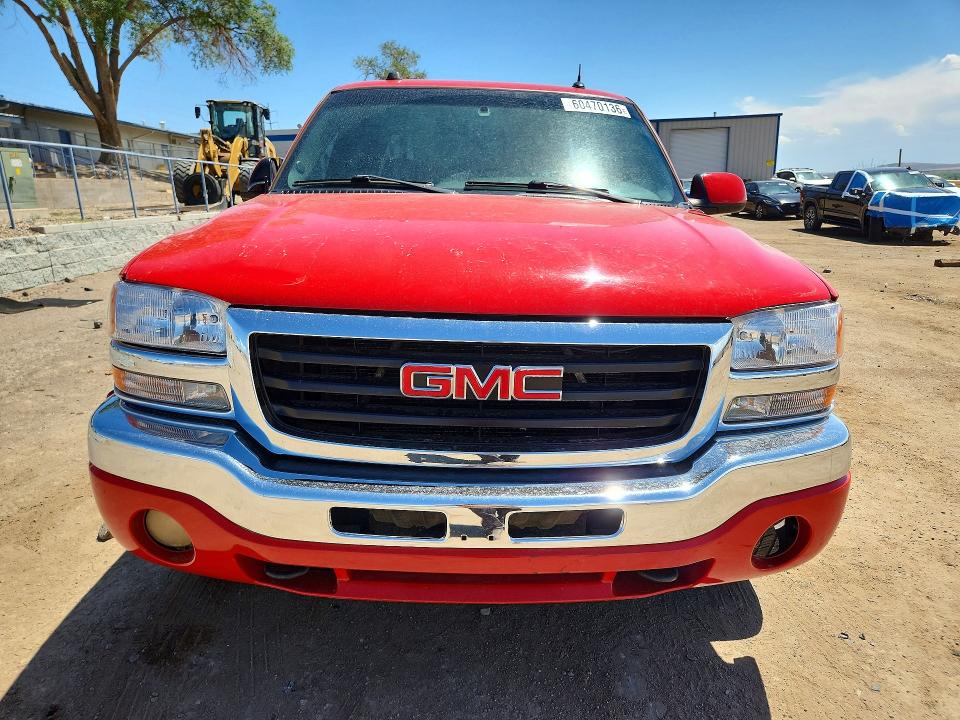 60470136 :رقم المزاد ، 2GTEC13T951199456 vin ، 2005 Gmc New Sierra مزاد بيع