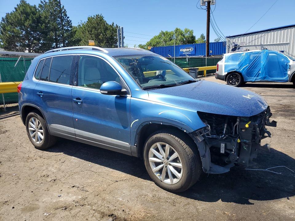 2017 Volkswagen Tiguan მანქანა იყიდება აუქციონზე, vin: WVGSV7AXXHK018676, აუქციონის ნომერი: 60855086