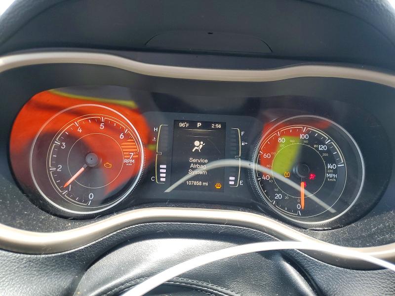 61915196 :رقم المزاد ، 1C4PJLCB3GW171391 vin ، 2016 Jeep Cherokee مزاد بيع