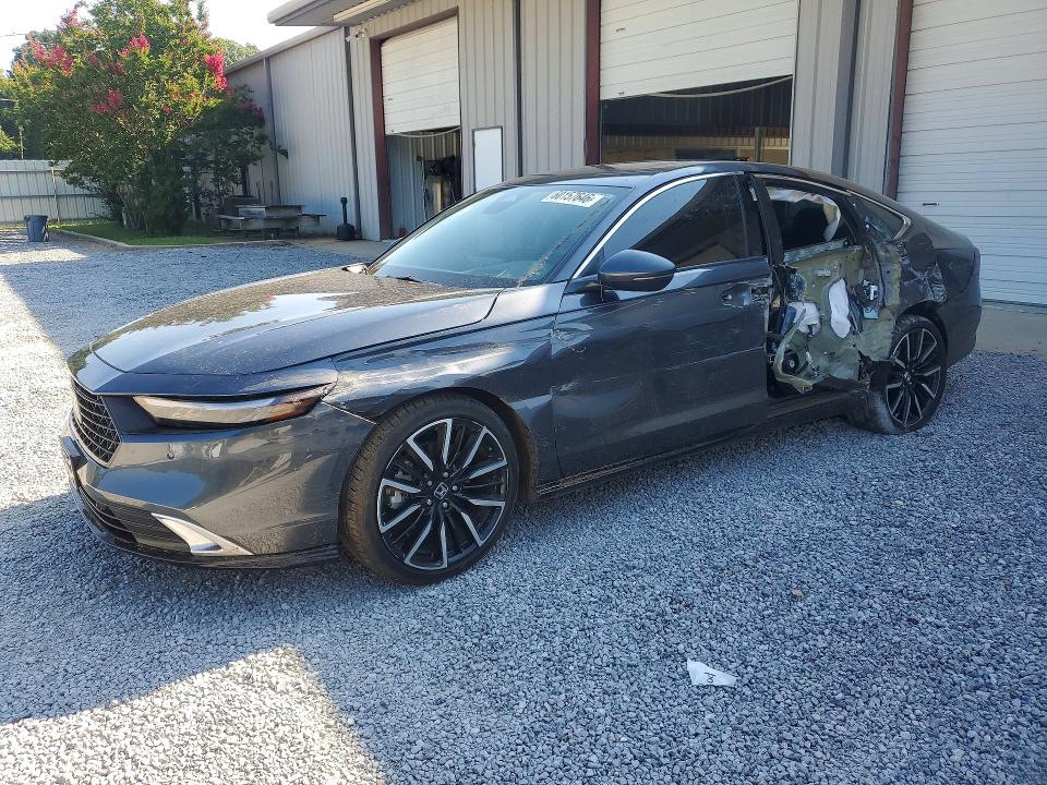 Продажа на аукционе авто 2025 Honda Accord, vin: 1HGCY2F80SA097004, номер лота: 60157646