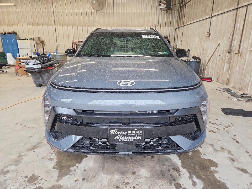 62468636 :رقم المزاد ، KM8HBCA35SU192076 vin ، 2025 Hyundai Kona مزاد بيع