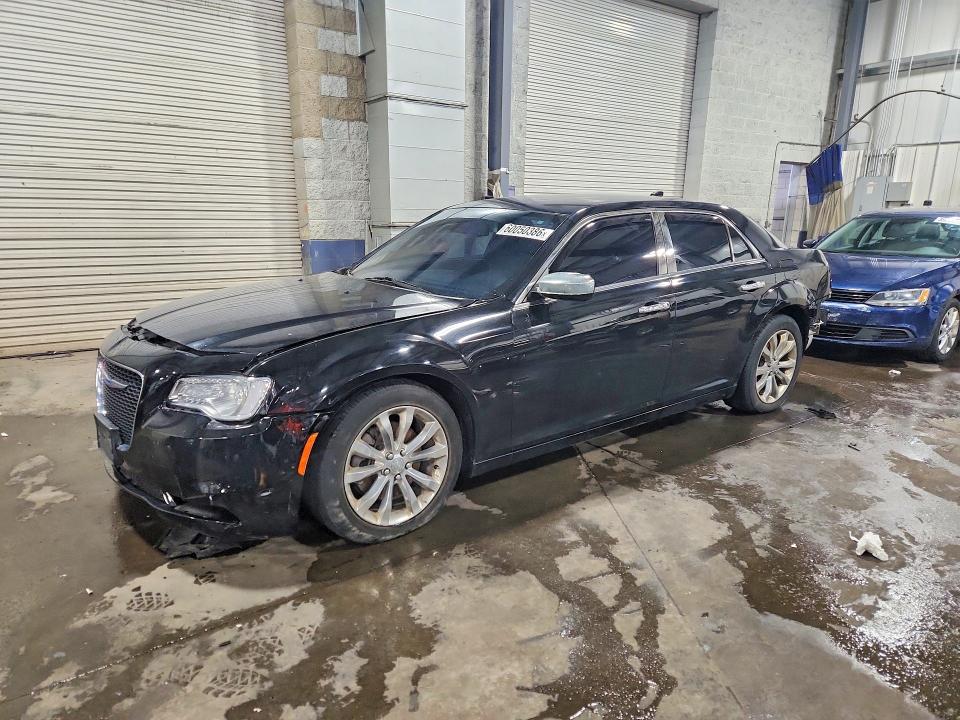 60050386 :رقم المزاد ، 2C3CCARG7JH226760 vin ، 2018 Chrysler 300 مزاد بيع