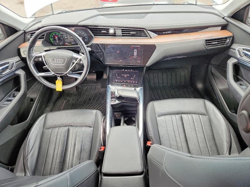 Aukcja sprzedaży 2019 Audi E-tron, vin: WA1LAAGE1KB024567, numer aukcji: 59726036