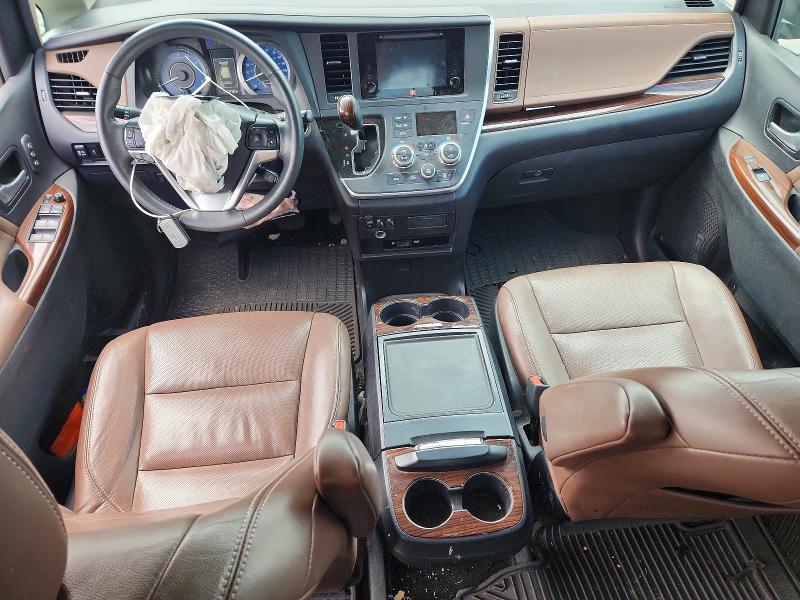 61089666 :رقم المزاد ، 5TDYK3DC3FS617417 vin ، 2015 Toyota Sienna مزاد بيع