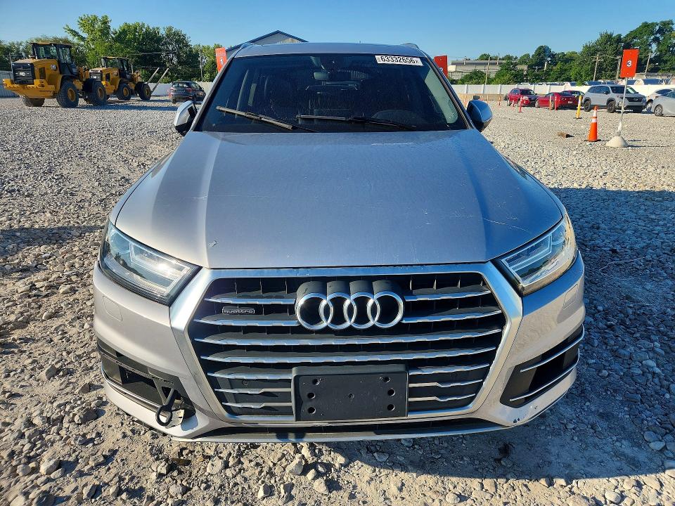 Продаж на аукціоні авто 2017 Audi Q7, vin: WA1LAAF78HD033458, номер лоту: 63332656