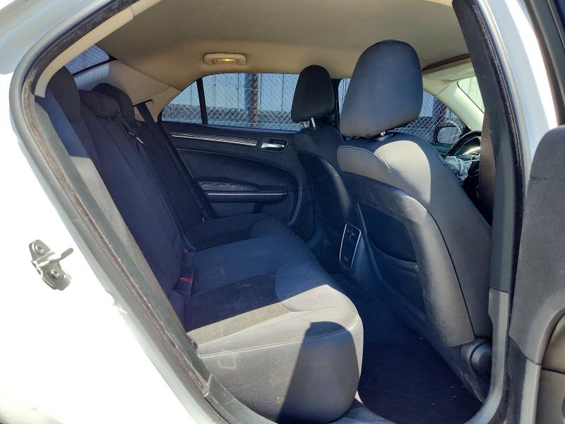 Продаж на аукціоні авто 2018 Chrysler 300, vin: 2C3CCAAG4JH191512, номер лоту: 61627306