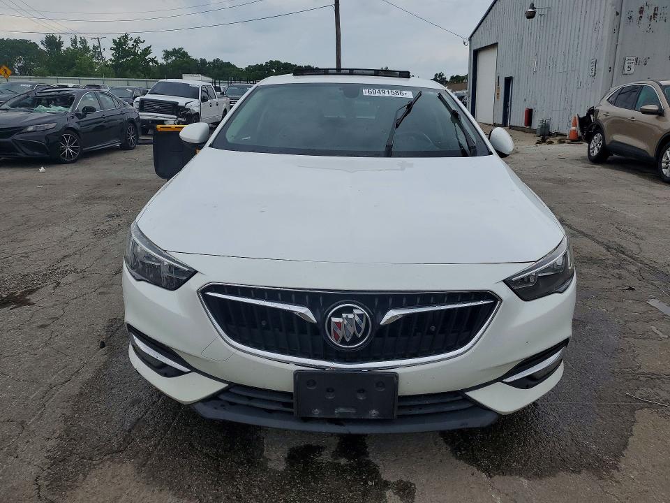 60491586 :رقم المزاد ، W04GM6SX2J1127550 vin ، 2018 Buick Regal مزاد بيع