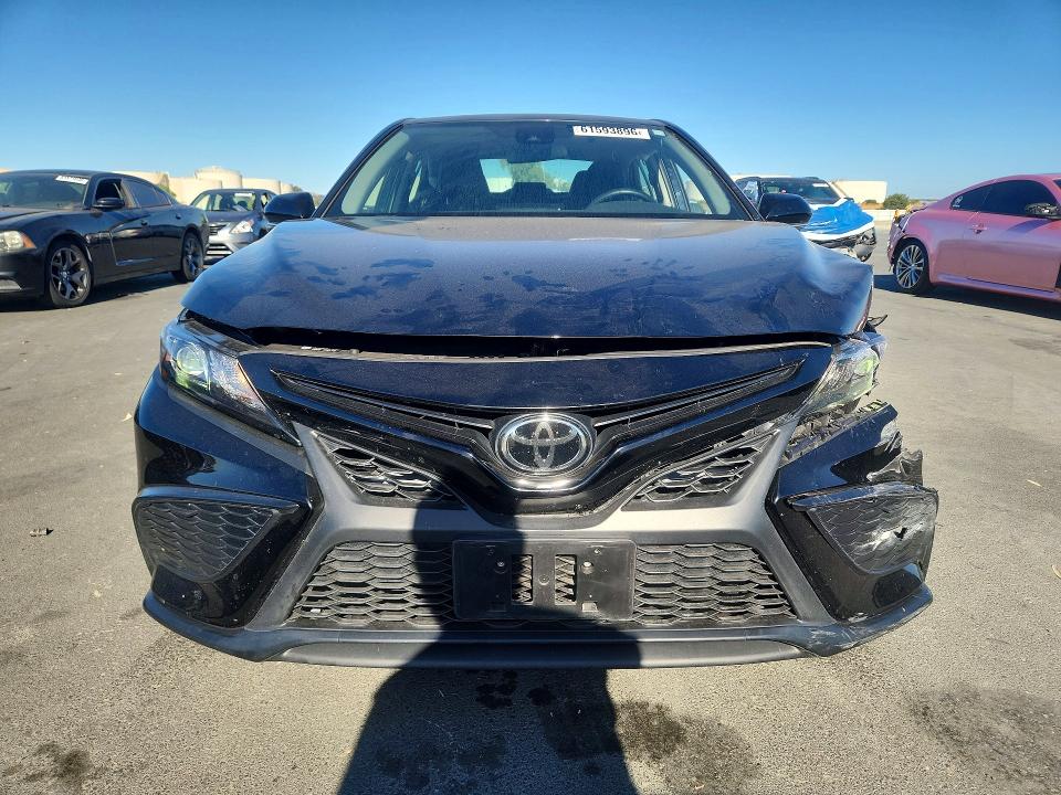 Продаж на аукціоні авто 2023 Toyota Camry, vin: 4T1G11AK1PU801987, номер лоту: 61593896