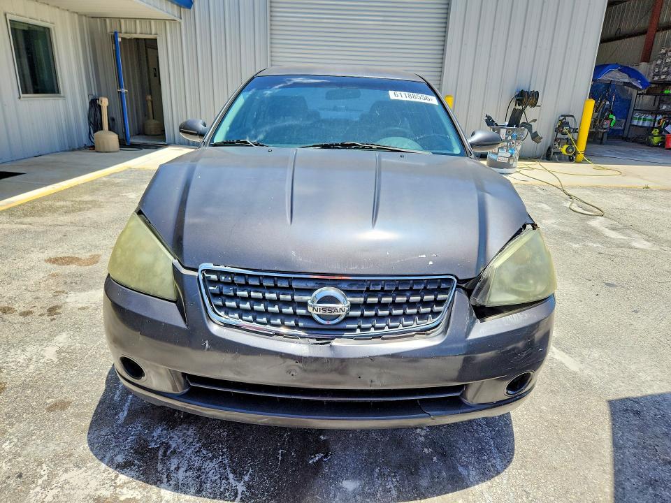 61188556 :رقم المزاد ، 1N4AL11D85C205449 vin ، 2005 Nissan Altima مزاد بيع