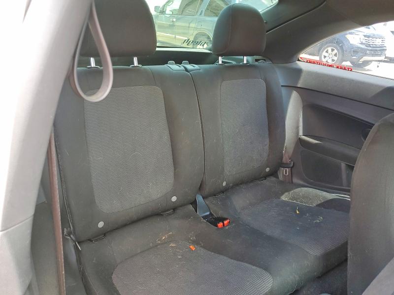 61302526 :رقم المزاد ، 3VWFP7AT1CM644693 vin ، 2012 Volkswagen Beetle مزاد بيع