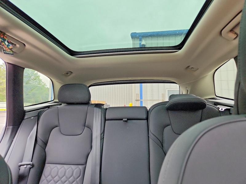 Продажа на аукционе авто 2026 Volvo Xc60, vin: YV4M12RC2T1449926, номер лота: 60100706