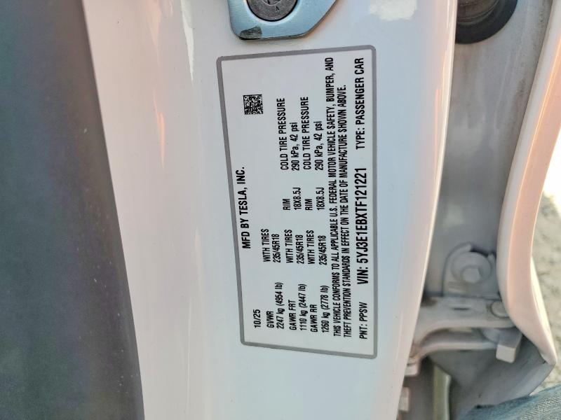 2026 Tesla Model 3 მანქანა იყიდება აუქციონზე, vin: 5YJ3E1EBXTF121221, აუქციონის ნომერი: 60074236
