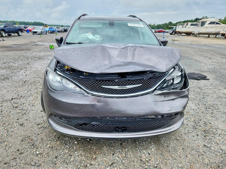61921316 :رقم المزاد ، 2C4RC1DG9MR526022 vin ، 2021 Chrysler Voyager مزاد بيع