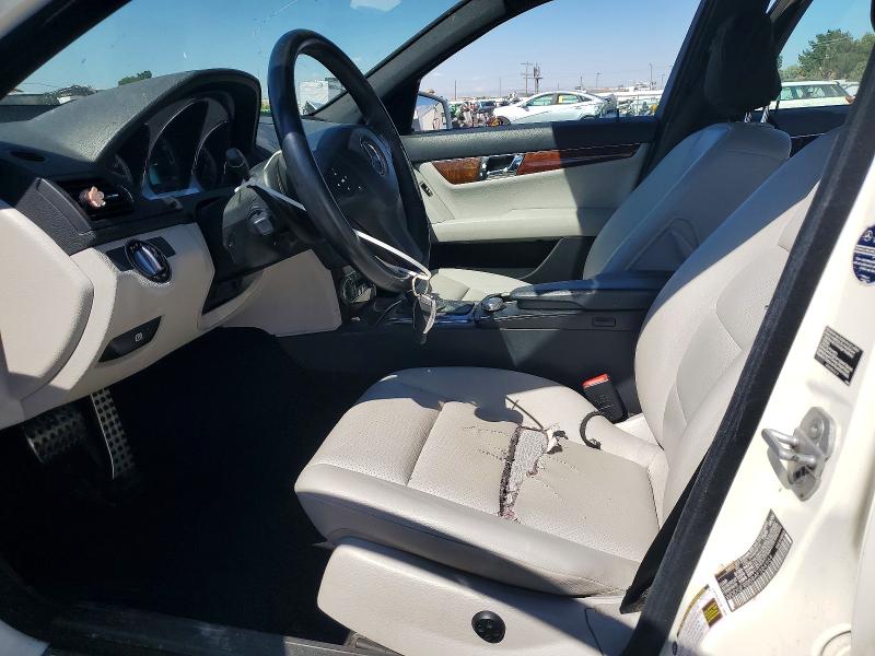 2010 Mercedes-benz C მანქანა იყიდება აუქციონზე, vin: WDDGF8BB8AF384964, აუქციონის ნომერი: 59739396