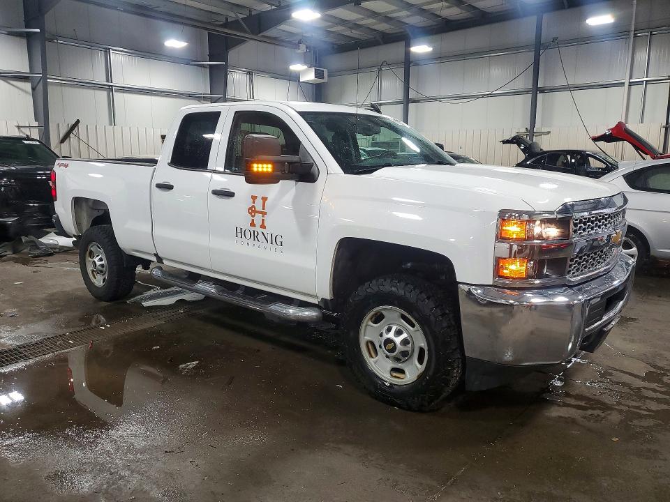 Продаж на аукціоні авто 2019 Chevrolet Silverado, vin: 2GC2KREG4K1239264, номер лоту: 59118536
