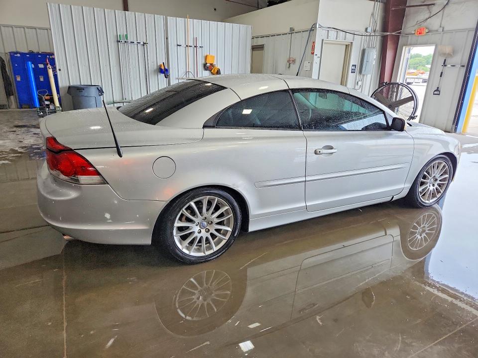 62656246 :رقم المزاد ، YV1MC682X7J010728 vin ، 2007 Volvo C70 مزاد بيع