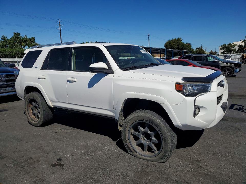 Продажа на аукционе авто 2015 Toyota 4runner, vin: JTEBU5JR1F5274225, номер лота: 61642836