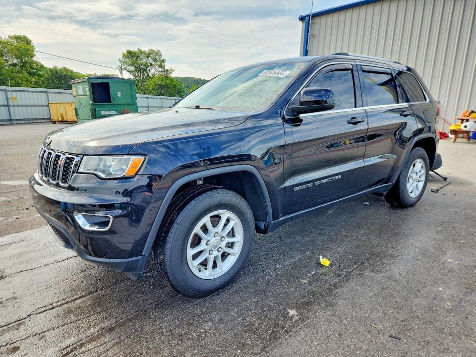 62505466 :رقم المزاد ، 1C4RJEAG9JC311942 vin ، 2018 Jeep Grand Cherokee مزاد بيع