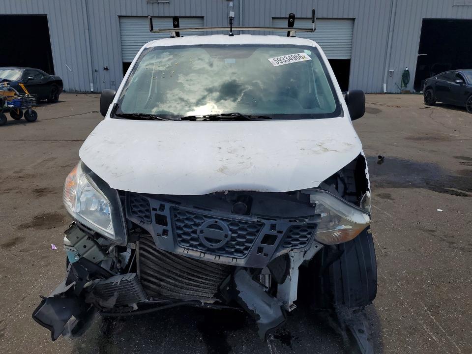 59334966 :رقم المزاد ، 3N6CM0KN9HK722109 vin ، 2017 Nissan Nv200 مزاد بيع