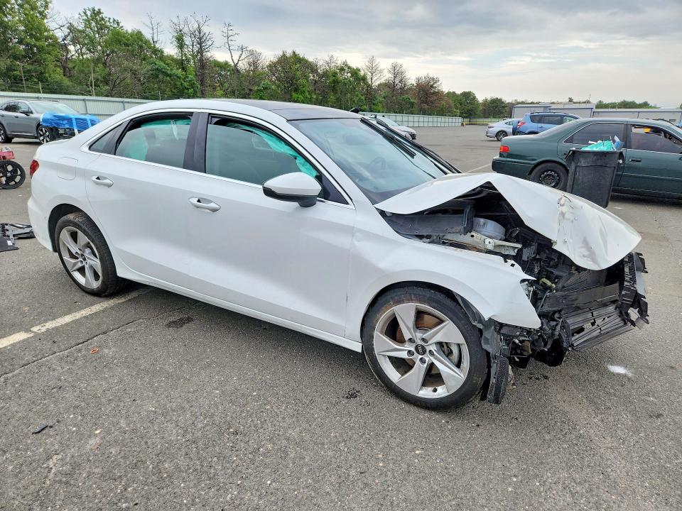 2024 Audi A3 მანქანა იყიდება აუქციონზე, vin: WAUAUDGY3RA083746, აუქციონის ნომერი: 61911656