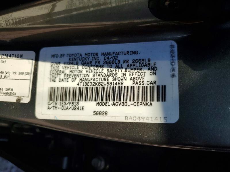 61219426 :رقم المزاد ، 4T1BE32K82U581488 vin ، 2002 Toyota Camry مزاد بيع