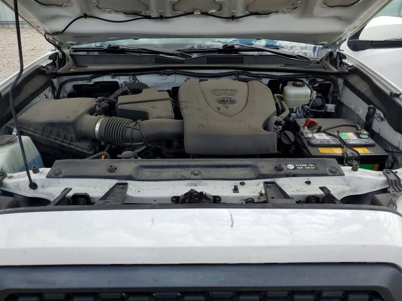 61622046 :رقم المزاد ، 3TMCZ5AN0JM184929 vin ، 2018 Toyota Tacoma مزاد بيع