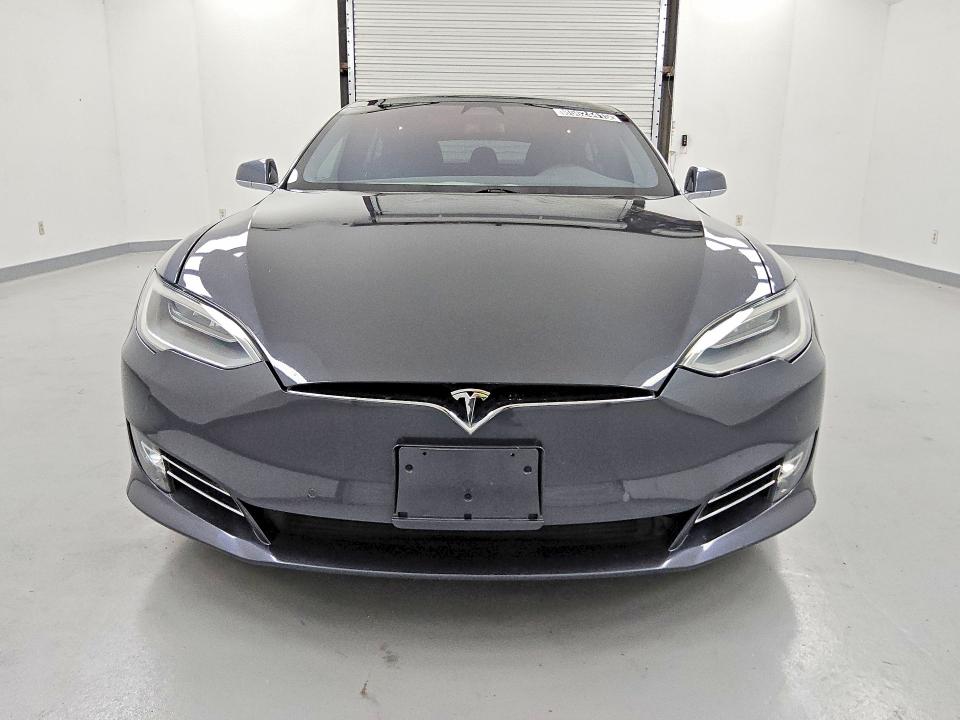 Продаж на аукціоні авто 2018 Tesla Model S, vin: 5YJSA1E21JF247794, номер лоту: 85624415