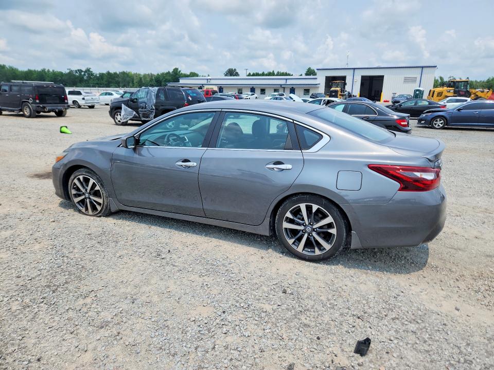 Продажа на аукционе авто 2017 Nissan Altima, vin: 1N4AL3APXHC158497, номер лота: 62749856