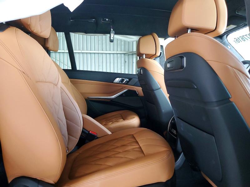 62077616 :رقم المزاد ، 5UX23EM04T9384130 vin ، 2026 Bmw X7 مزاد بيع
