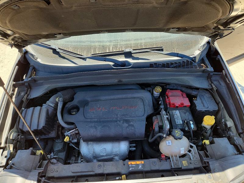 60698376 :رقم المزاد ، ZACNJABB2KPK68310 vin ، 2019 Jeep Renegade مزاد بيع